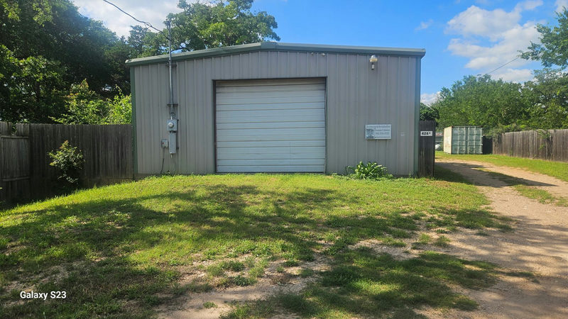 426 State Highway 21 W Unit A — exterior