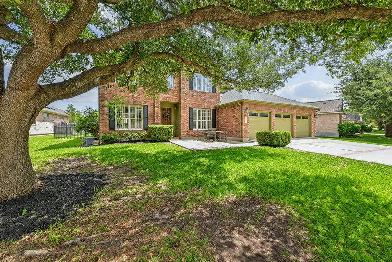 2408 Amen Corner Rd — exterior