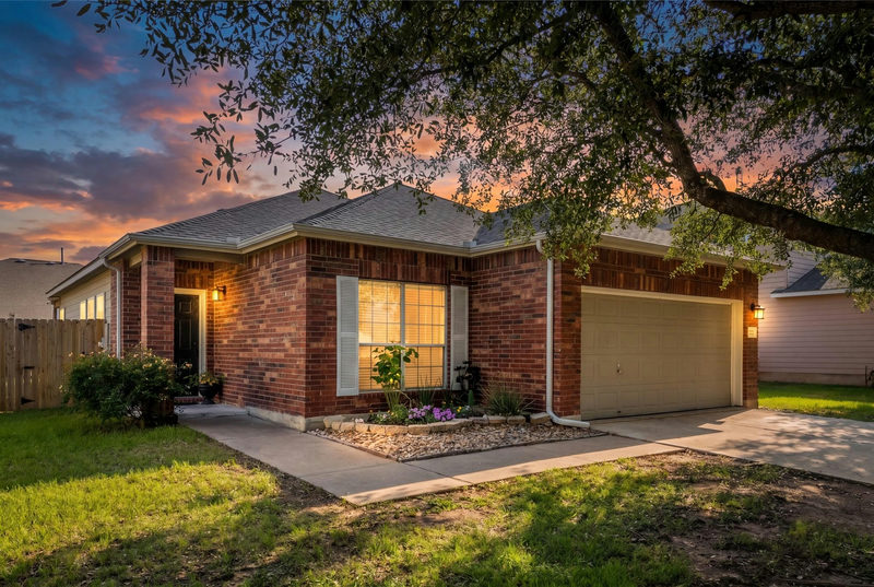 1015 Hondo Ln — exterior