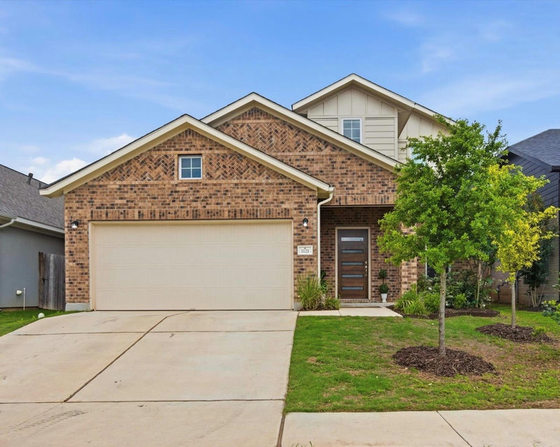 1121 Blue Oak Blvd