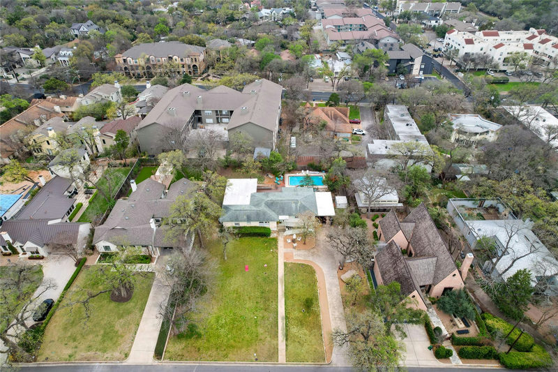 2511 Bridle Path — exterior