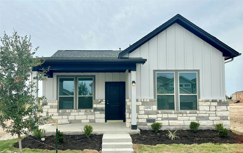 6151 Marsh Ln — exterior