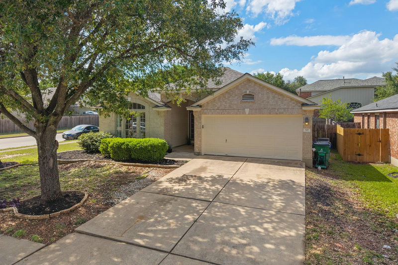 517 Paso Fino Trl — exterior