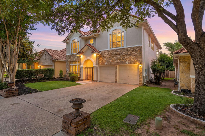 15321 Interlachen Dr — exterior