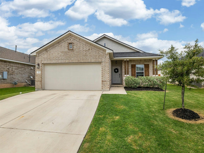 549 Warlander Way — exterior