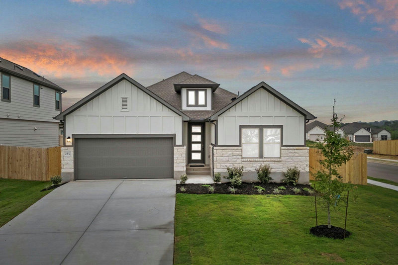 235 Red Tail Hawk Ln — exterior
