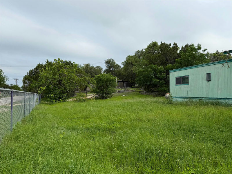 526 Scott Way — exterior