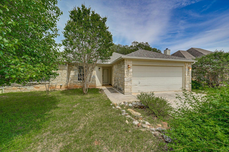 4 Memory Ln — exterior