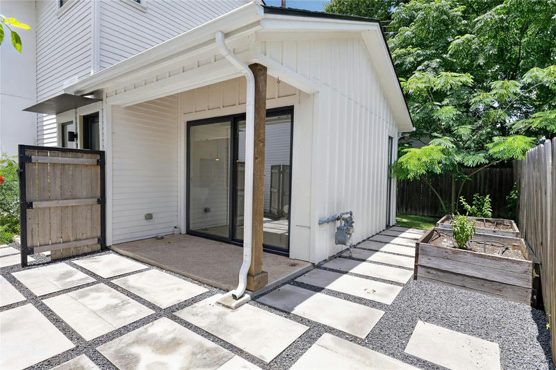 1816 Adina St #2 — exterior