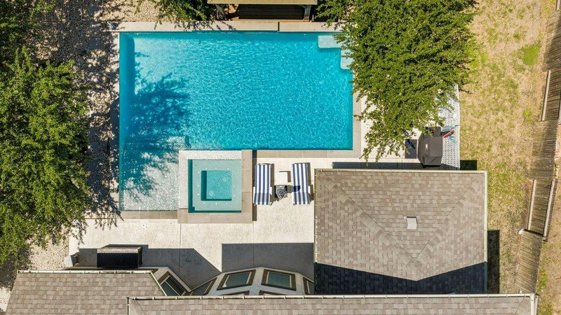 15504 Cabrillo Way — exterior