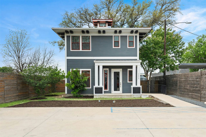 1206 Hart St — exterior