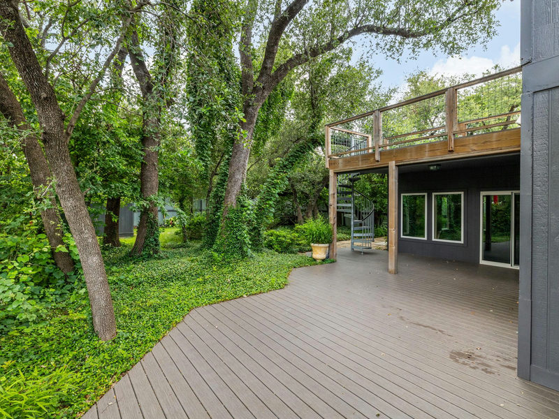 309 N Kings Canyon Dr — exterior