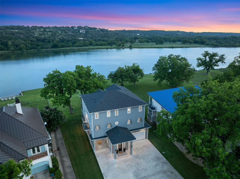 1002 Pecan Cir — exterior