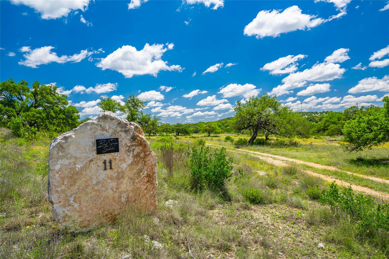 262 Cuesta Pass — exterior