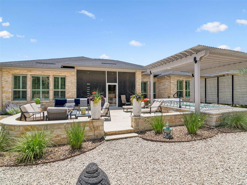 224 Sweeping Sage Ln — exterior