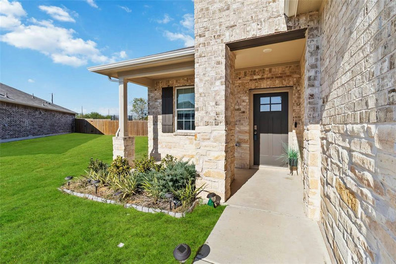226 Coralbean Dr — exterior