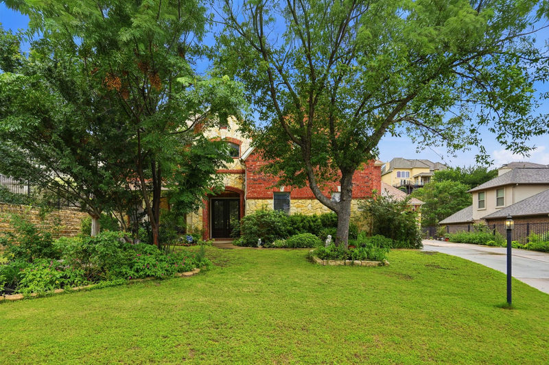 222 Vailco Ln — exterior