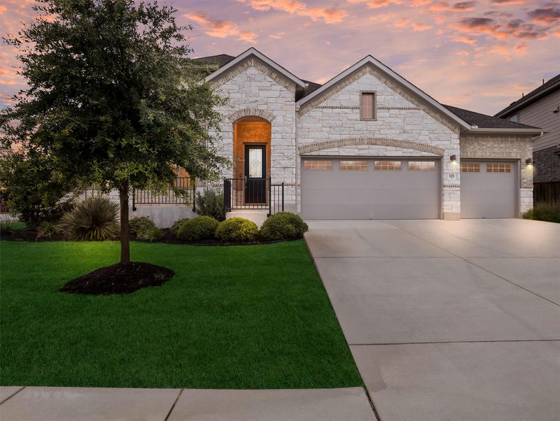 626 Painted Creek Way — exterior