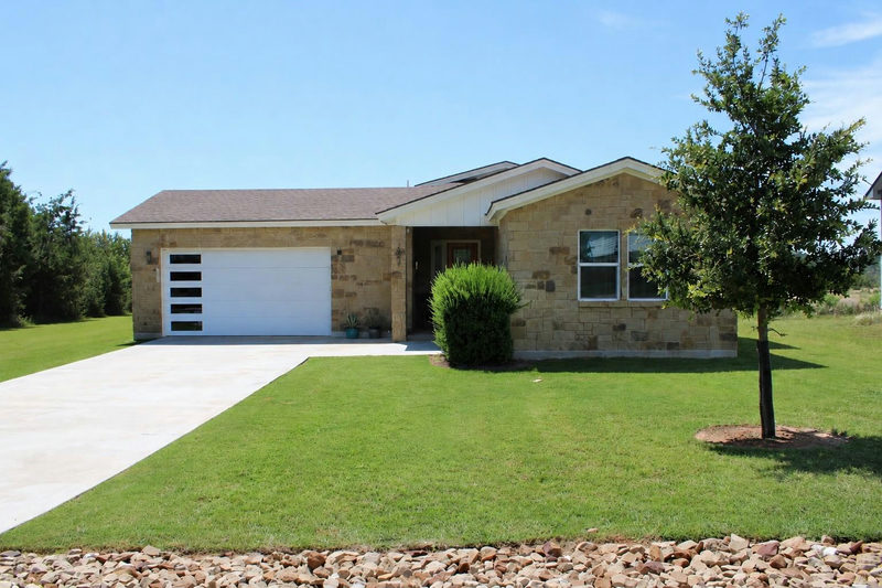 2108 Patriot Dr — exterior