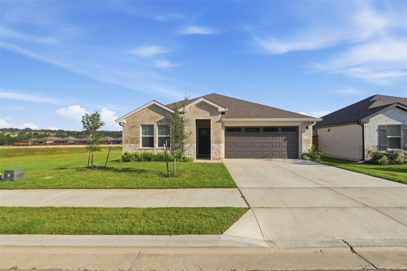 109 Bruin Paw Dr — exterior