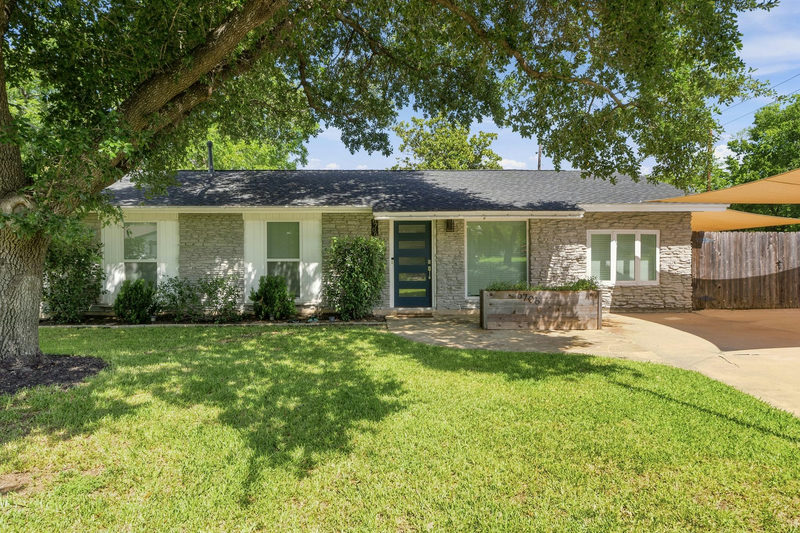 6706 Isabelle Dr — exterior
