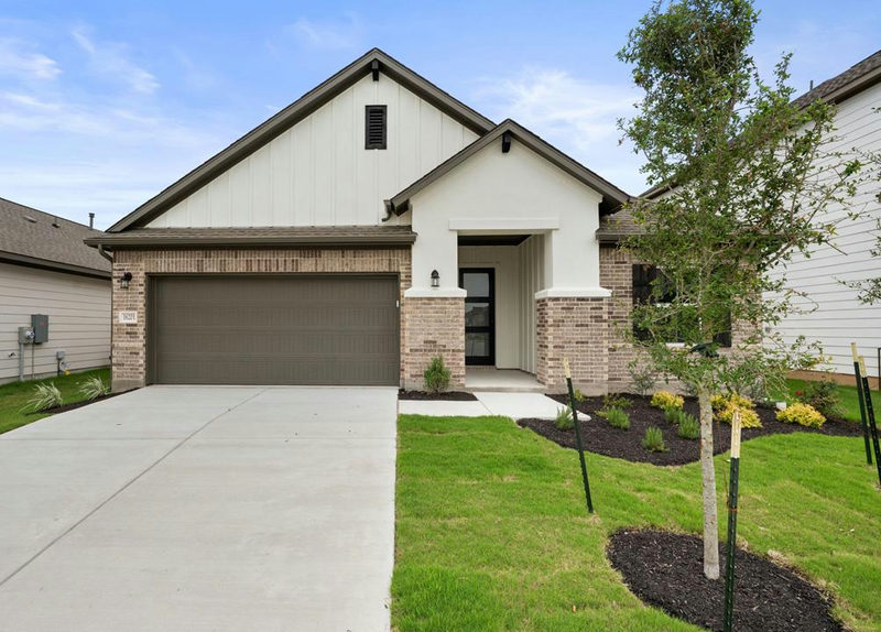 16201 Smithers Road — exterior