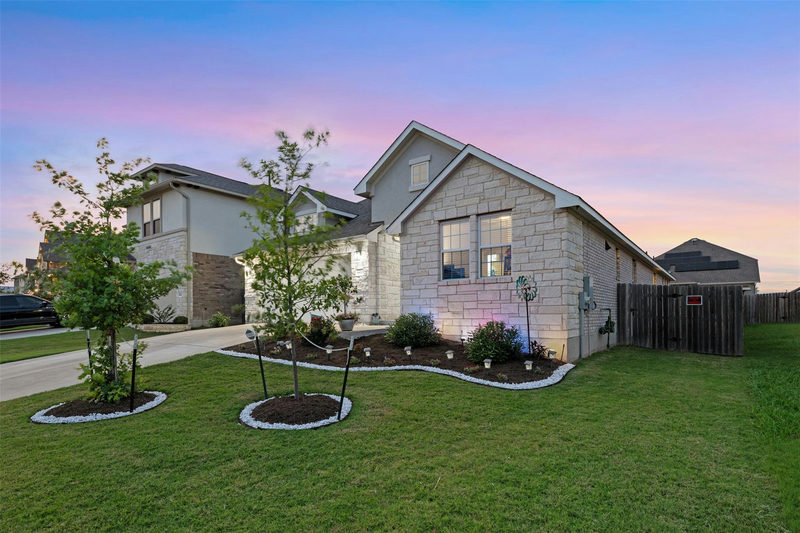 4420 Jackies Dr — exterior