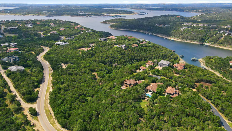 7301 Matisse Pointe Dr — exterior