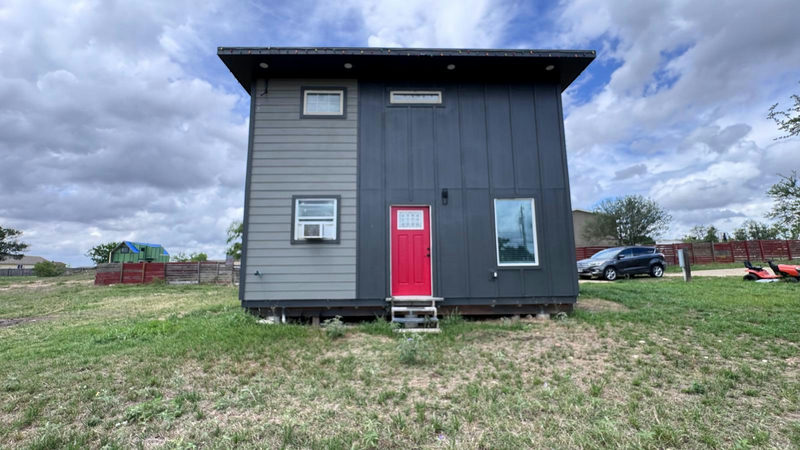 103 Crystal Cliffs Dr — exterior