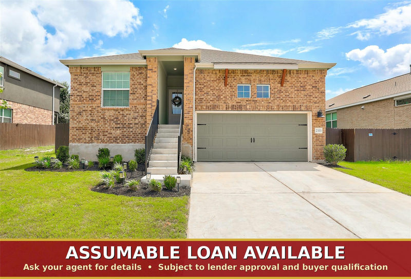 2333 Four Waters Loop — exterior