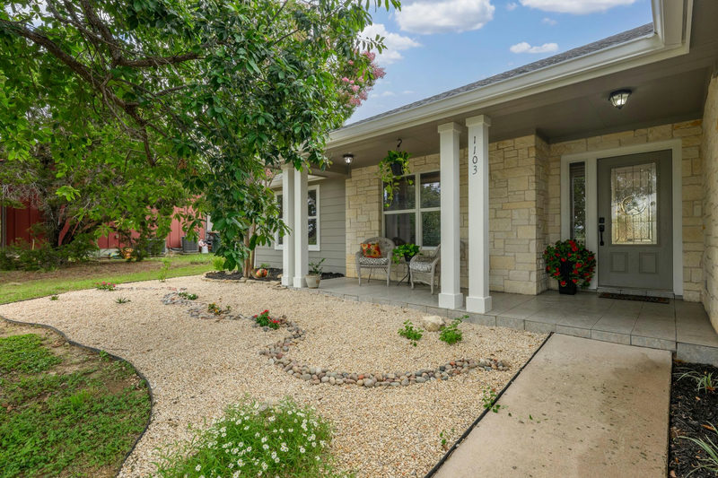 1103 Larkhall Dr — exterior
