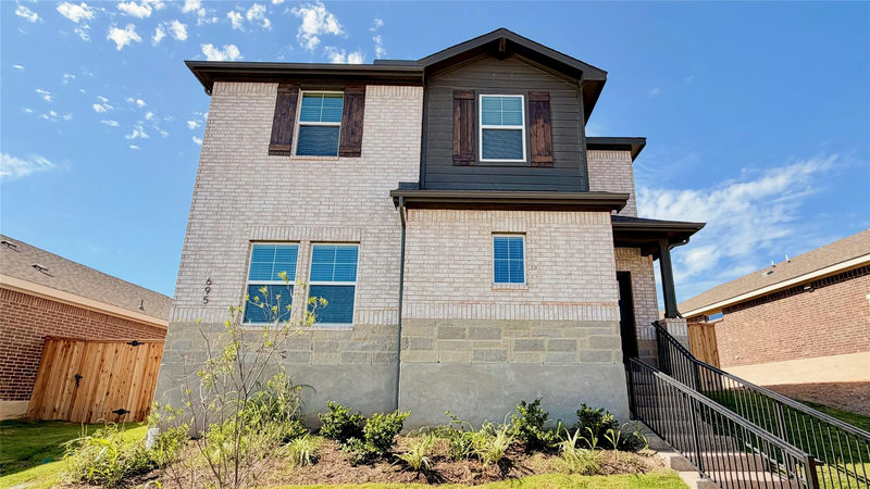 695 Clarissa St — exterior