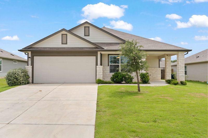 215 Bunting Ln — exterior