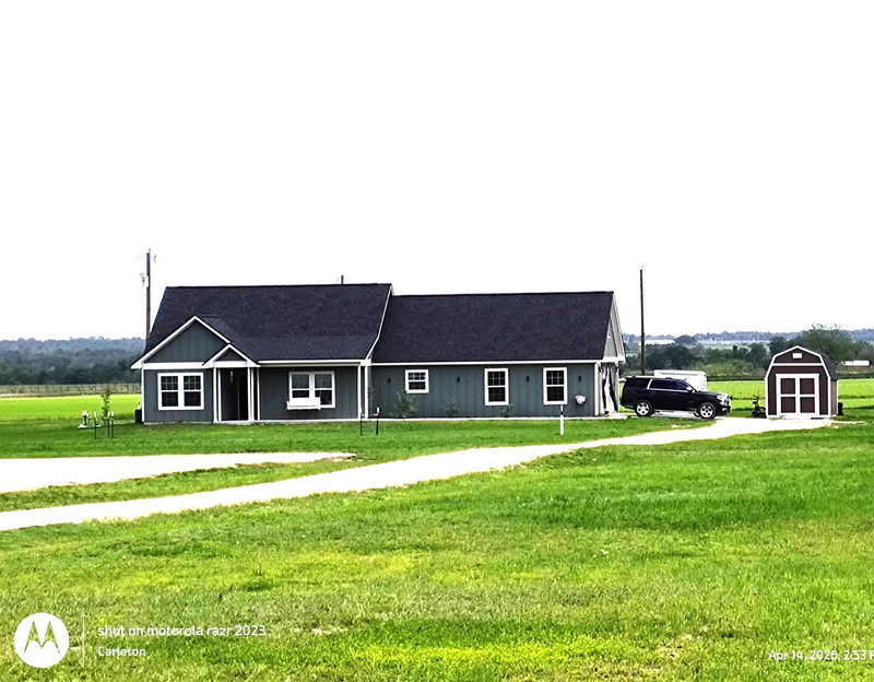 2001 Sunflower Row — exterior