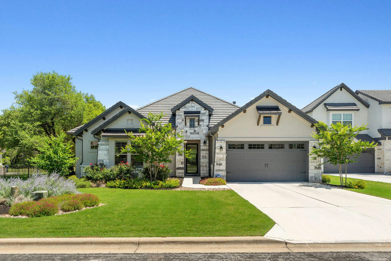 108 Oak Trail Dr — exterior