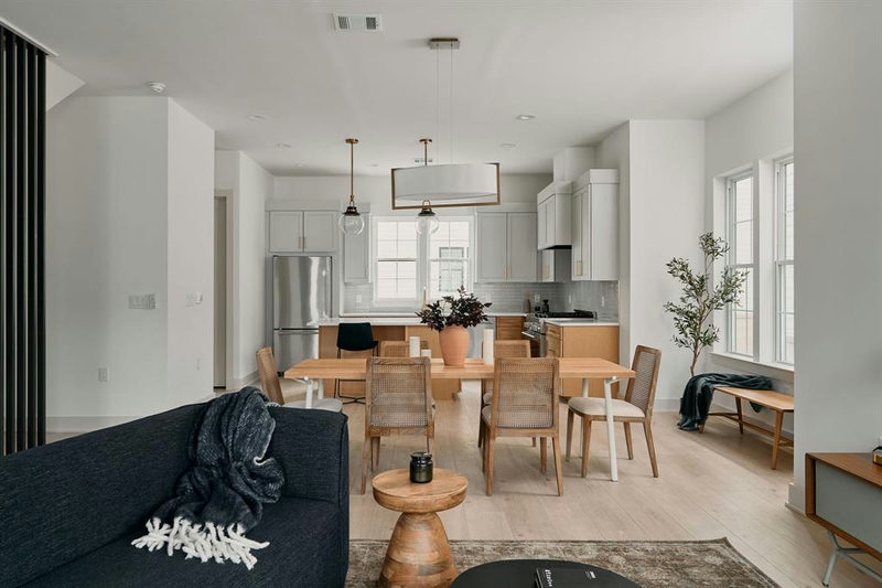 2209 Woodland Ave #502 — exterior