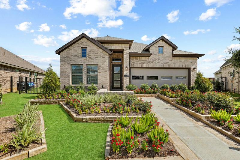 425 Blue Vervain Trl — exterior