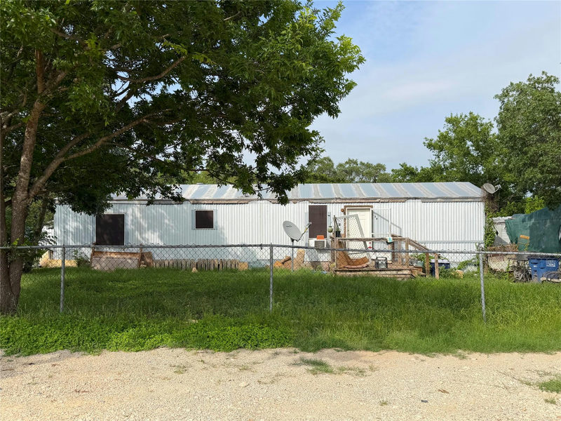 539 Scott Way — exterior