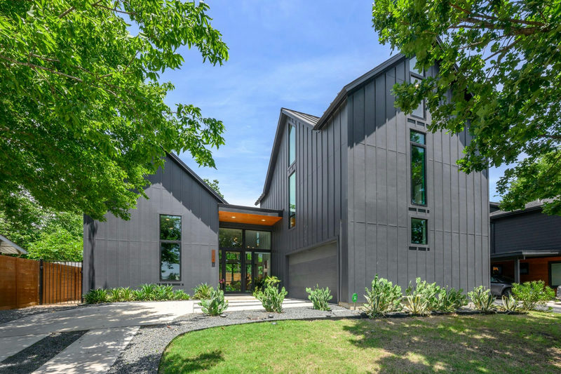4804 Gladeview — exterior