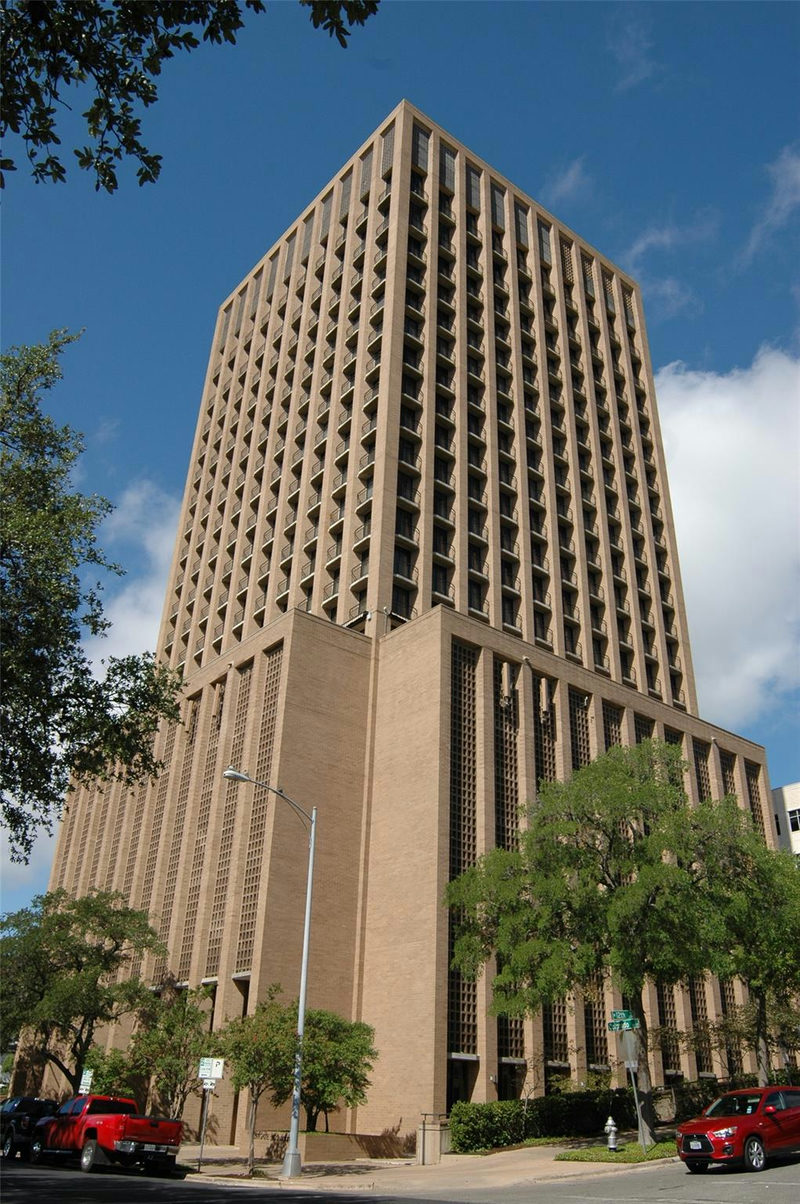 1122 Colorado St #1702 — exterior