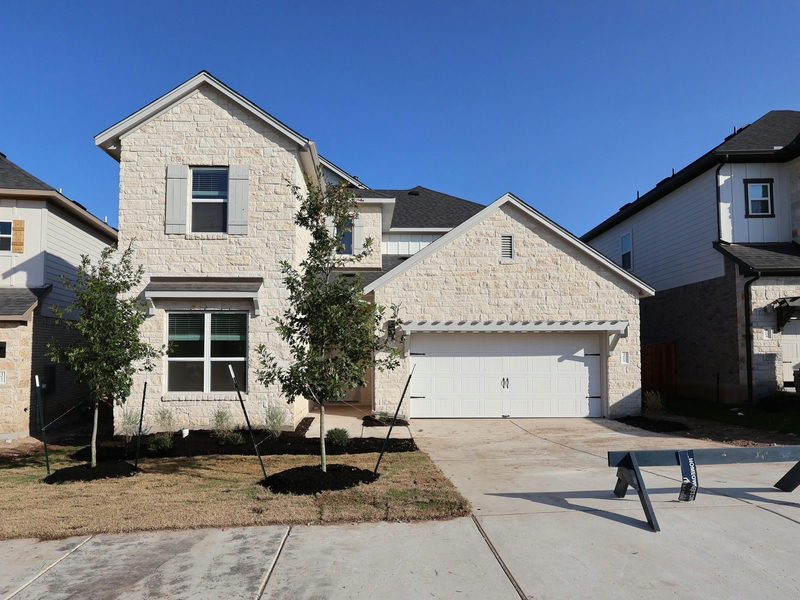 4008 Fulton Dr — exterior