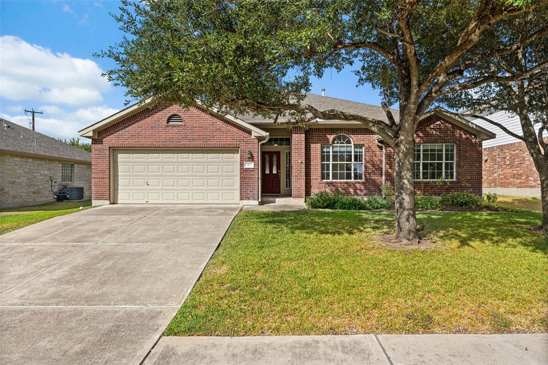 912 Abbeyglen Castle Dr — exterior