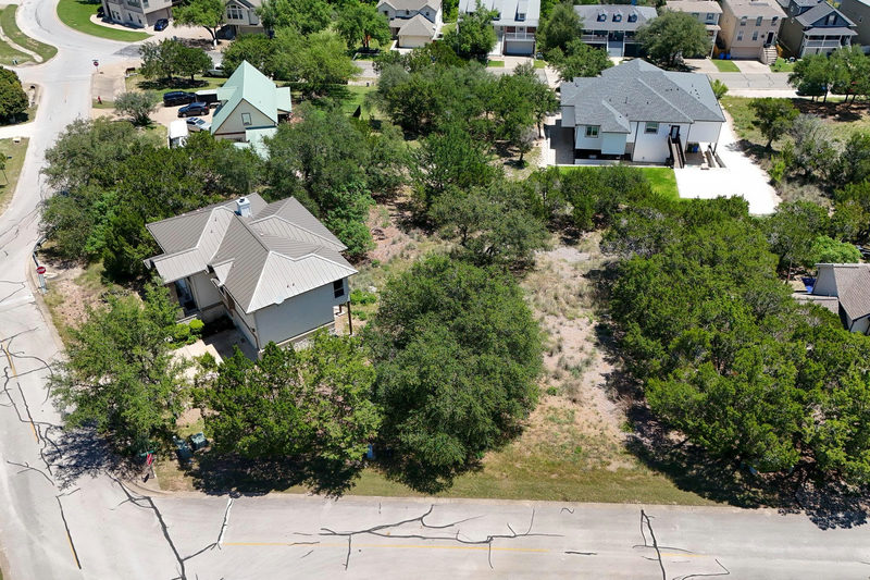 18510 Lakehead Cir — exterior