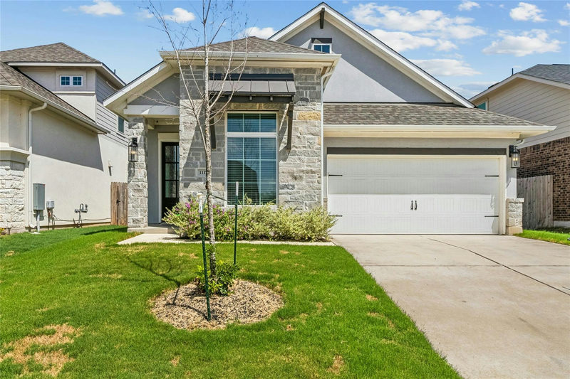 1117 Blue Oak Blvd — exterior
