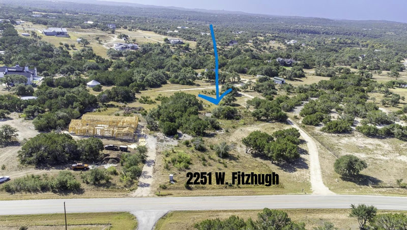 2251 W Fitzhugh Rd — exterior