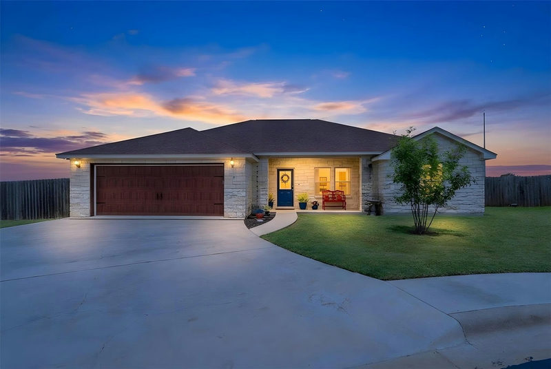 110 N Tanner Ct — exterior