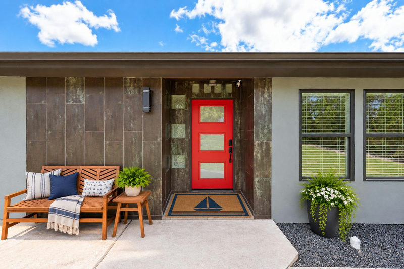 8614 Tip Top Dr — exterior