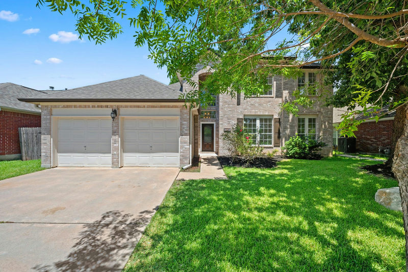1304 Meadow Lark Dr — exterior