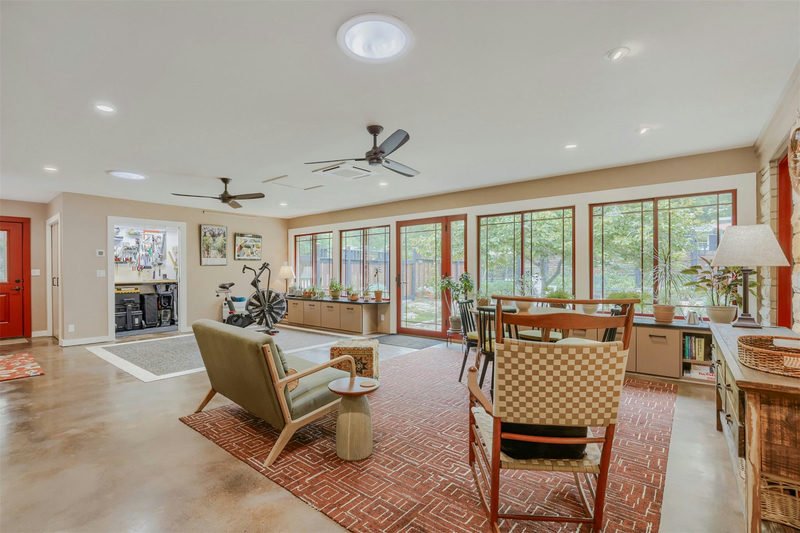 6011 Shoal Creek Blvd