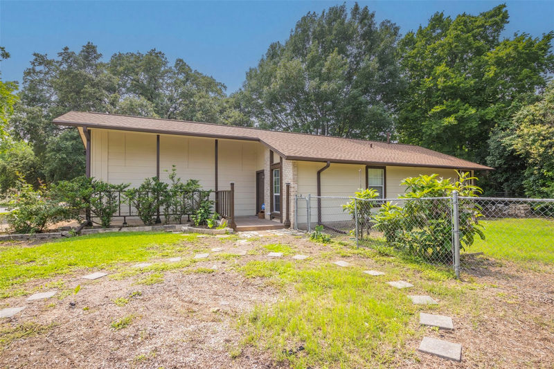 2520 BITTER CREEK Dr — exterior